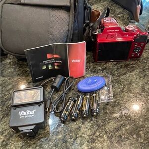 ❤️📸Nikon COOLPIX B500 Red Camera with Strap, Case, Vivitar flash and accessories